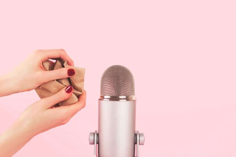 Aprender inglês com ASMR: como treinar listening com vídeos relaxantes e diferentes