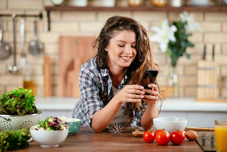 6 TikToks de gastronomia para treinar o espanhol