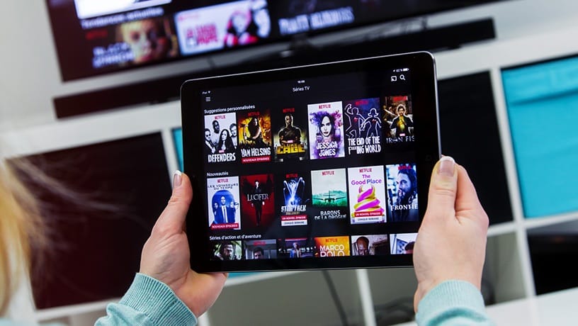 Como aprender inglês com séries da melhor forma possível?