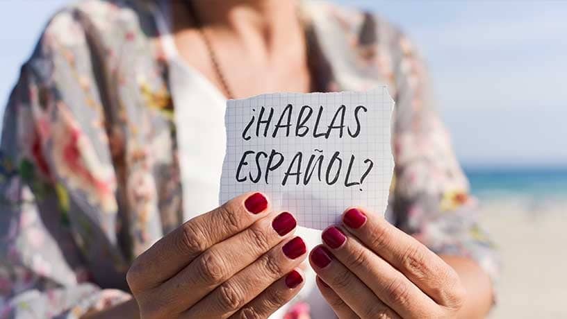 Como se apresentar em espanhol: 10 frases prontas para usar em qualquer situação