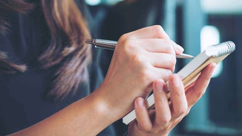 Existe mágica? Descubra algumas dicas para aprender inglês mais rápido