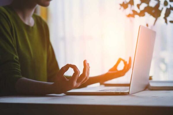 Aprender um novo idioma, saúde mental, produtividade: qual a conexão?