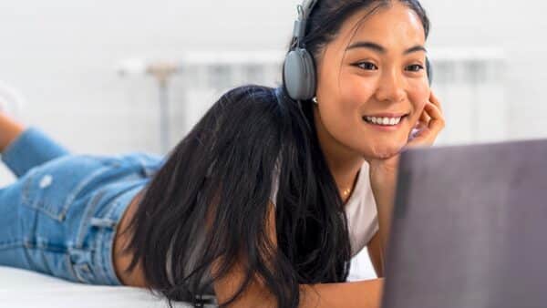 “Atypical”: exercícios e exemplos para aprender inglês e desmistificar o autismo