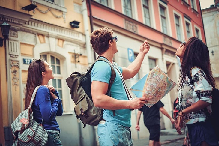 Se virando em viagens: diferentes maneiras de perguntar onde fica o banheiro em inglês
