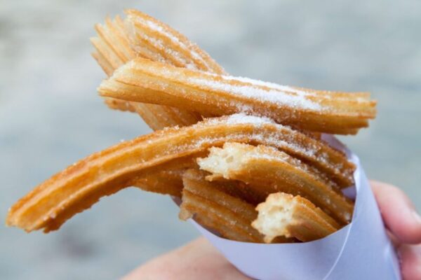 Churros caseiros: aprenda a fazer o café da manhã favorito de muitos espanhóis