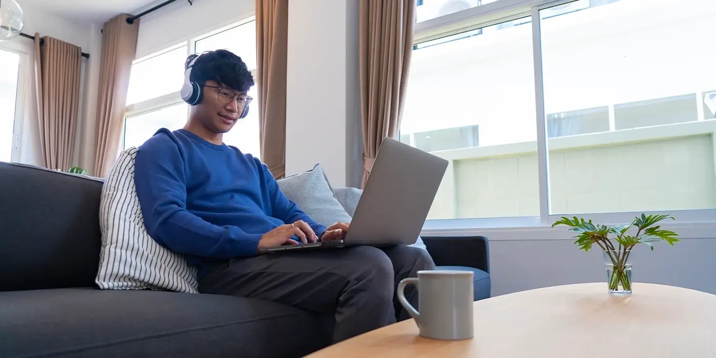 Estude do seu jeito, como e onde quiser.