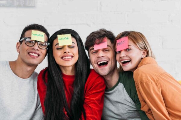 Aka significado em inglês: já usaram com você?