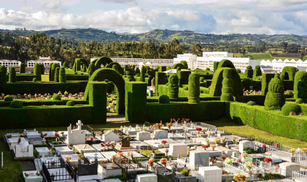 Foto panorâmica do cemitério de Tulcán, no Equador.
